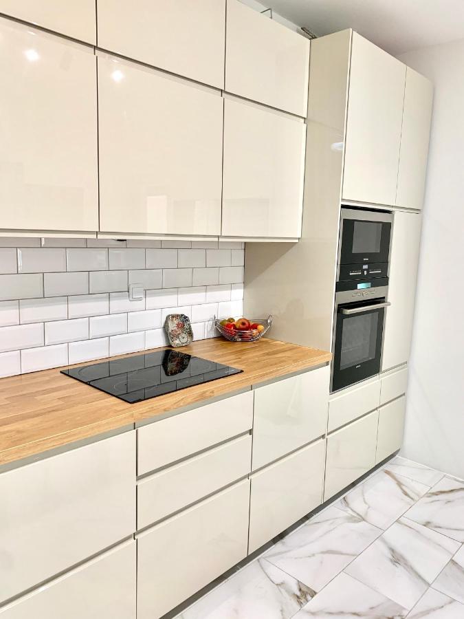 Cozy Apartment With Parking Near The City Center Athén Kültér fotó